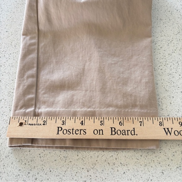 Talbots Size 12 Curvy Capri Stretch Khaki Chinos Cropped Pant Classic Preppy - Picture 9 of 14